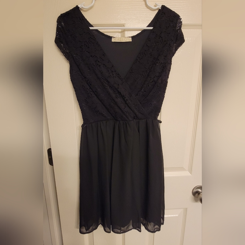 Molly Malloy black lace dress, size small